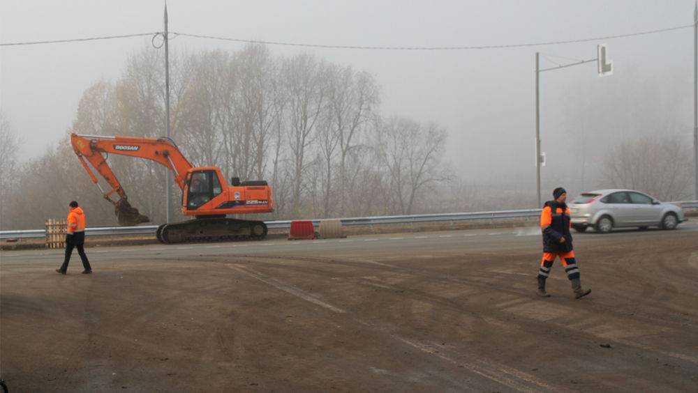 Брянск тудей новости брянска. Новая дорога на романа Брянского. Открытие новой дороги в Брянске. Брянск романа дорог дэрсеуч Автодор. Новости Брянска новая дорога.