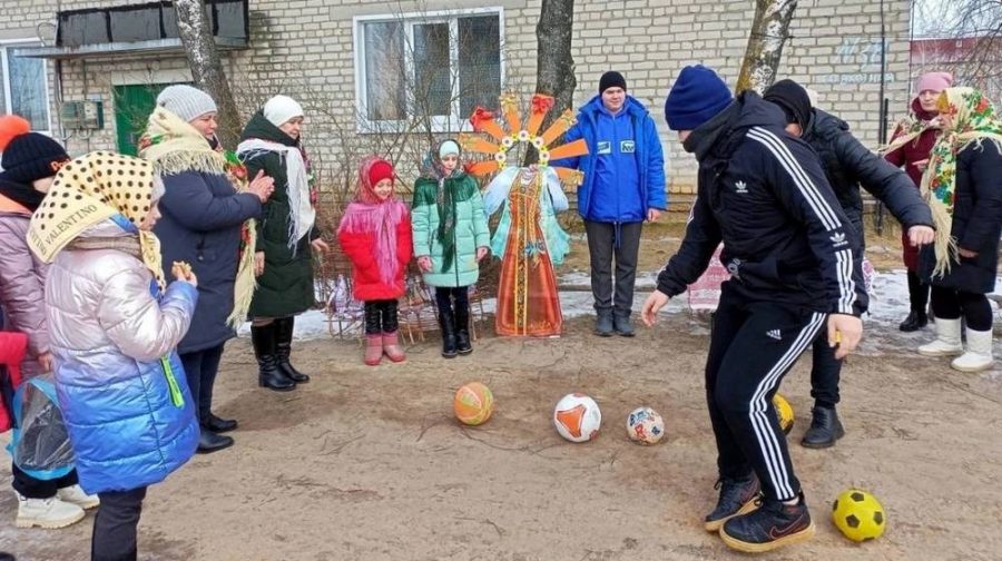 В рамках конкурса в Клинцовском районе прошел праздник, посвященный традиционным масляничным гуляньям