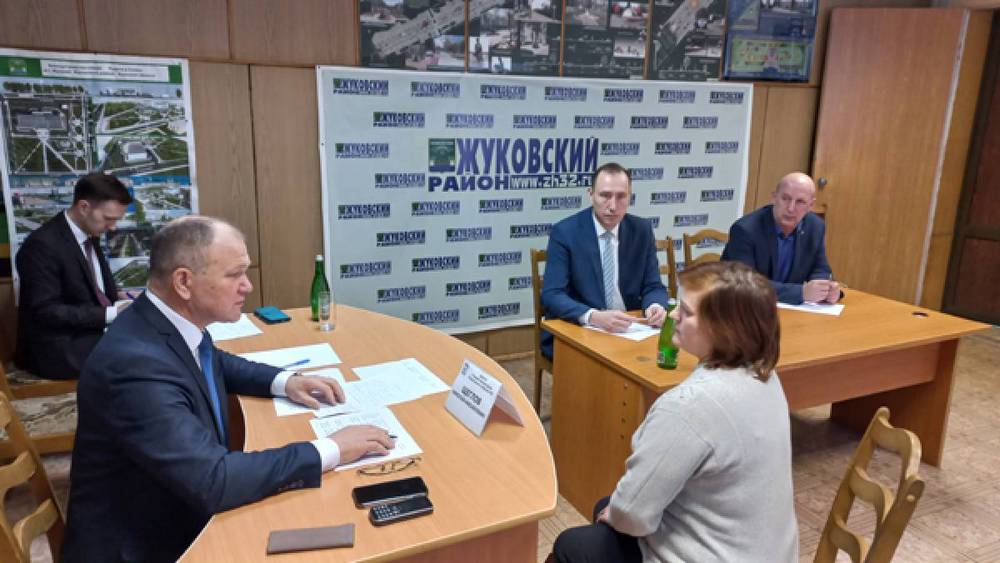 В ходе визита в Жуковский район депутат Государственной Думы Николай Щеглов провёл приём граждан