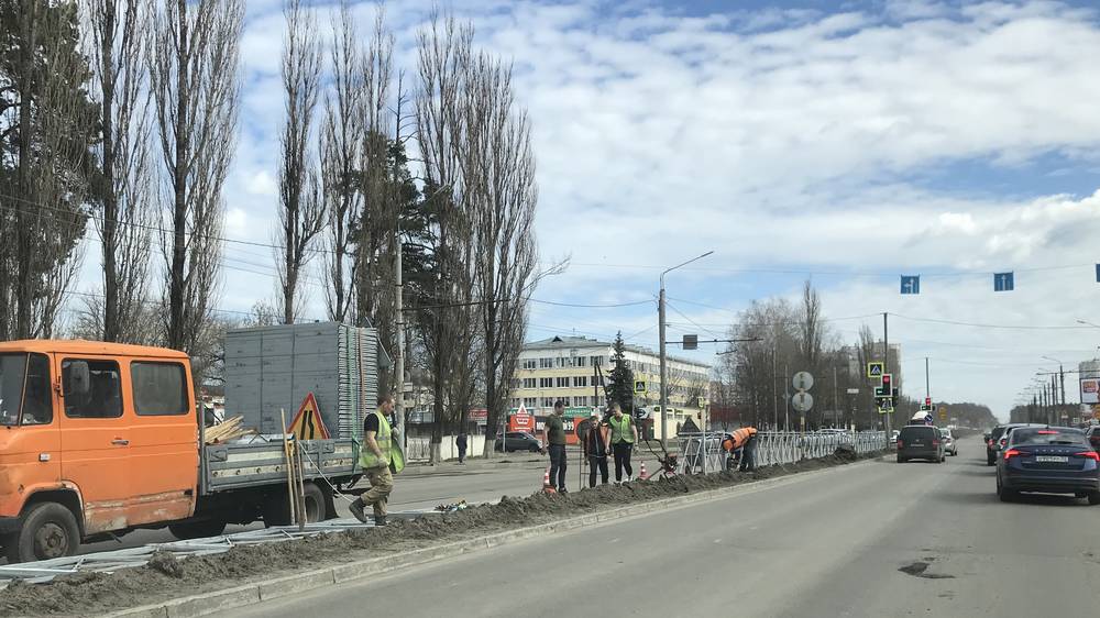 В Брянске чиновники образумились и решили не красить грязь на Московском проспекте