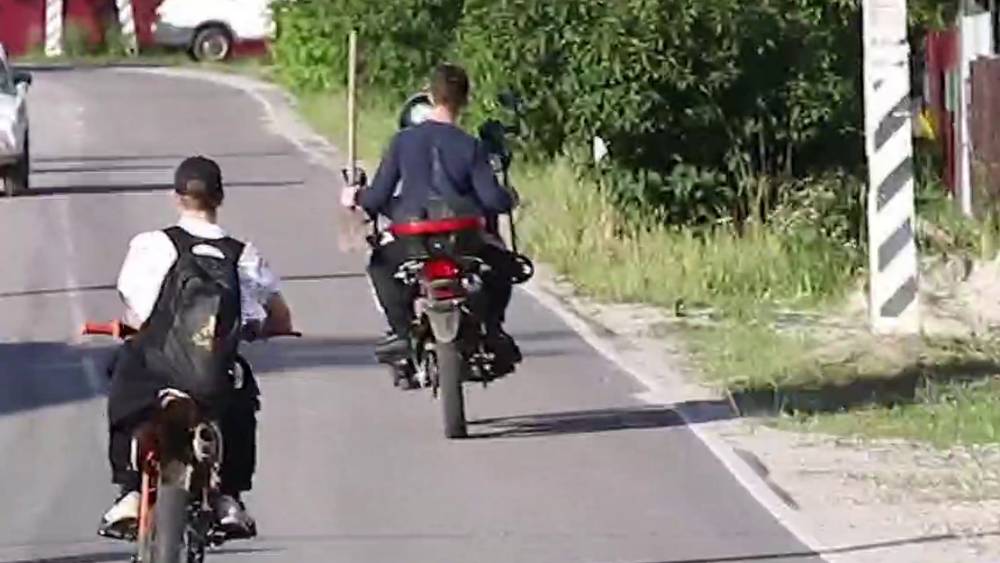 Дикие гонщики оглушили Брянск и пригород зверским ревом мотоциклов