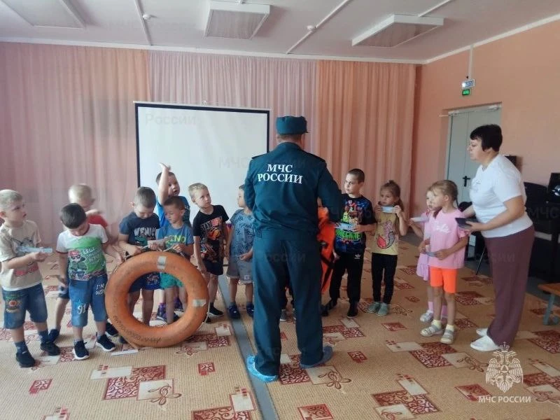В Брянской области малышей научили правилам безопасности на водных объектах