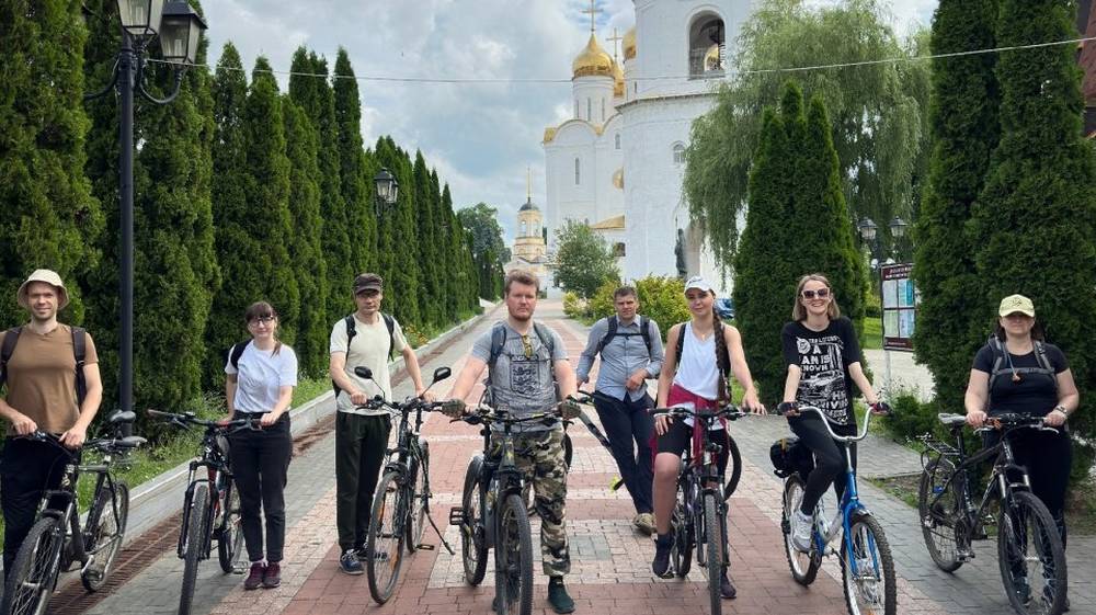 Брянская епархия организовала велопробег в честь Дня России