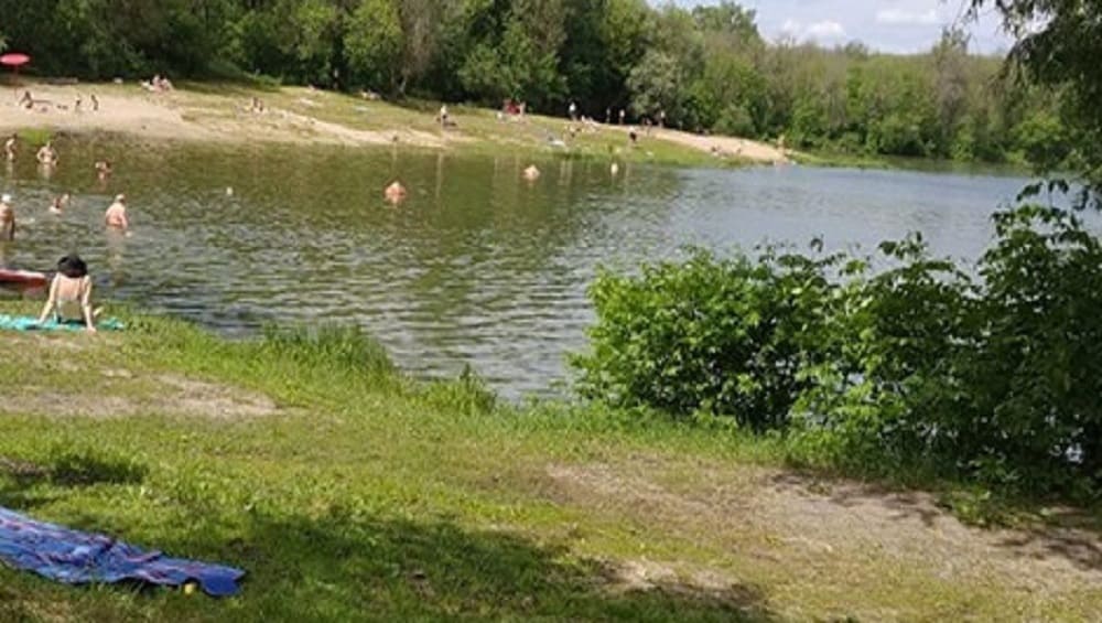 В Брянске в озере Мутном 14 июля утонул 18-летний юноша