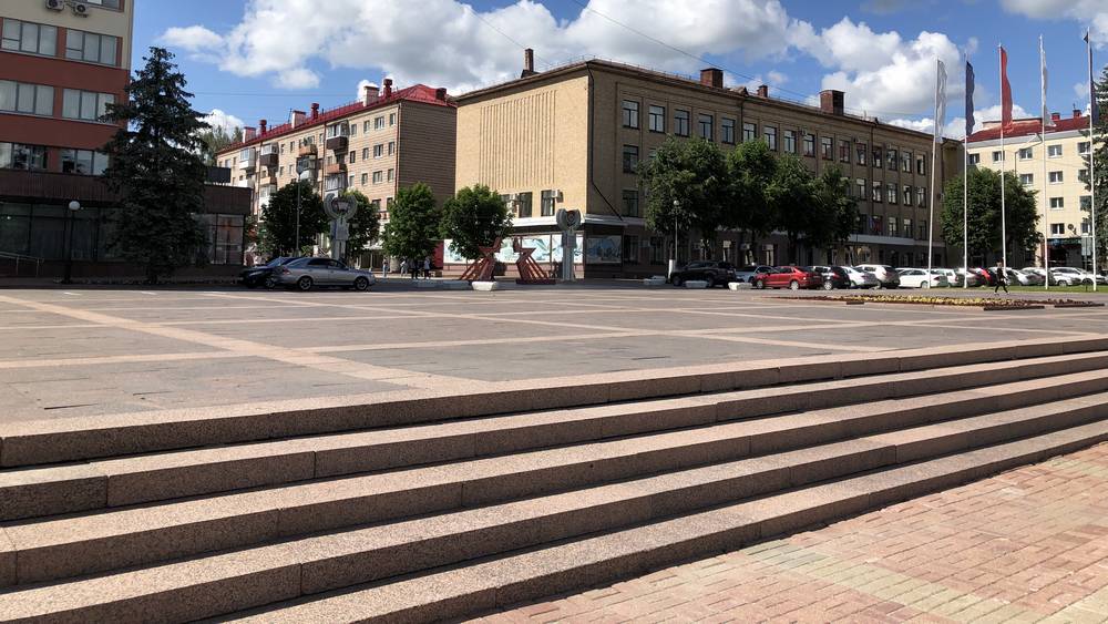 В Брянске решили отмыть за 90 млн рублей площадь Ленина