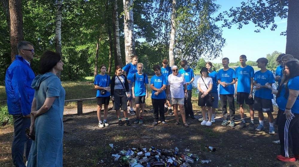 В Унече провели экологическую акцию «Чистый берег»