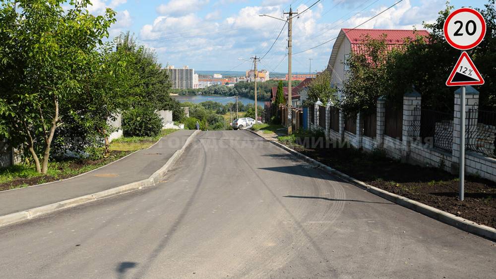 В Брянске завершили капремонт в 1-м Городищенском переулке