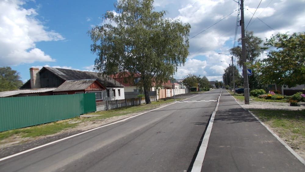 В Фокинском районе Брянска впервые заасфальтировали дорогу в переулке Кутузова