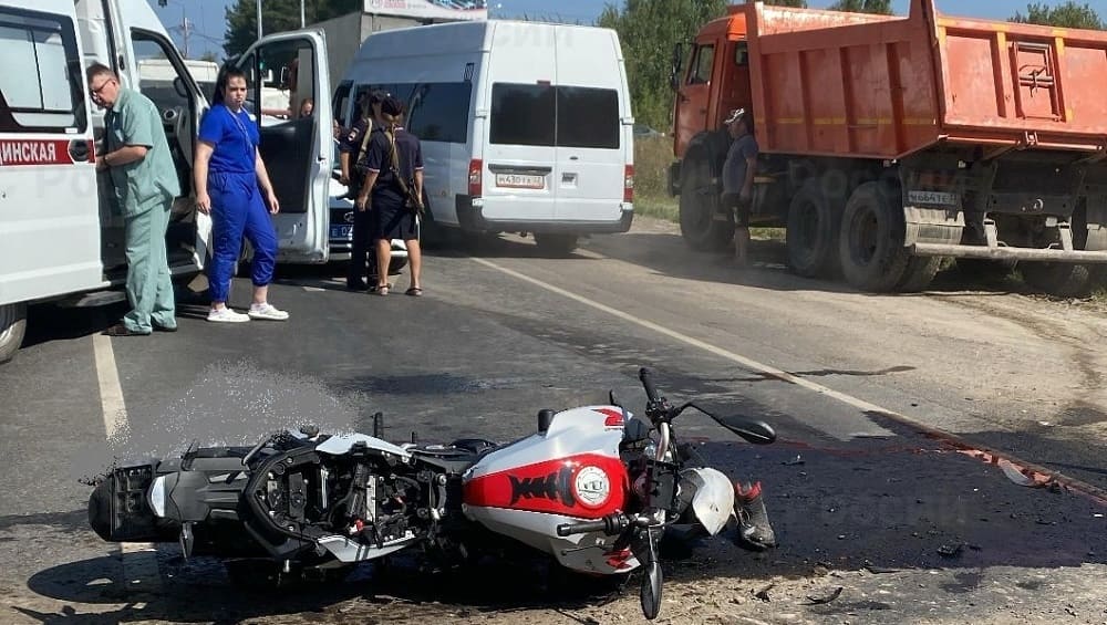 В брянских Чайковичах в ДТП погиб известный бизнесмен Дмитрий Жутенков