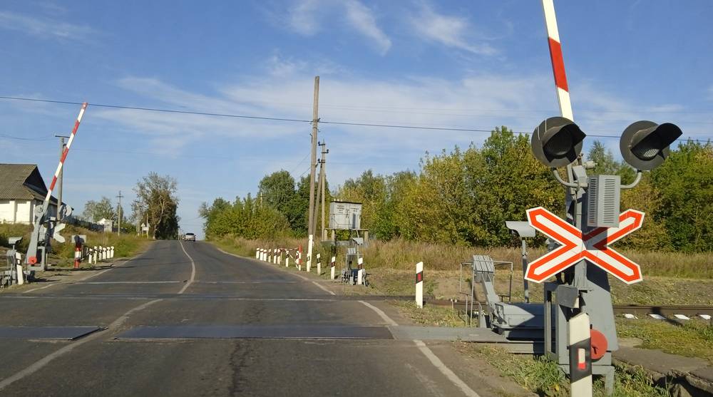 Движение машин на 3 железнодорожных переездах в Брянской области будет ограничено с 20 сентября