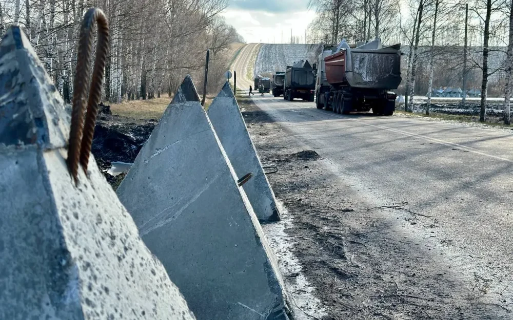 Брянский губернатор поблагодарил дорожников за помощь на границе