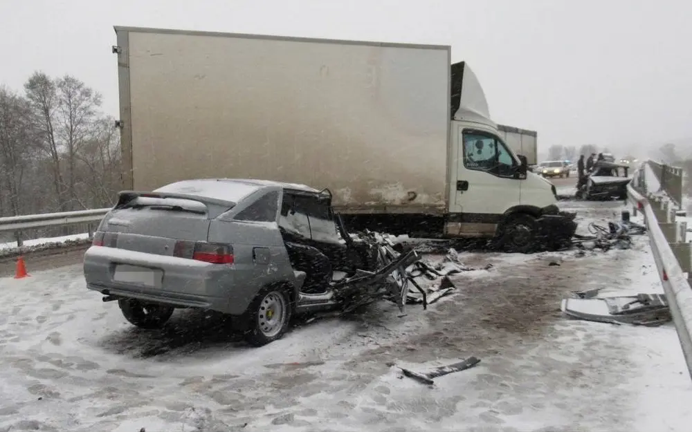 В Брянской области виновника смертельной аварии осудили на 3 года и 6 месяцев