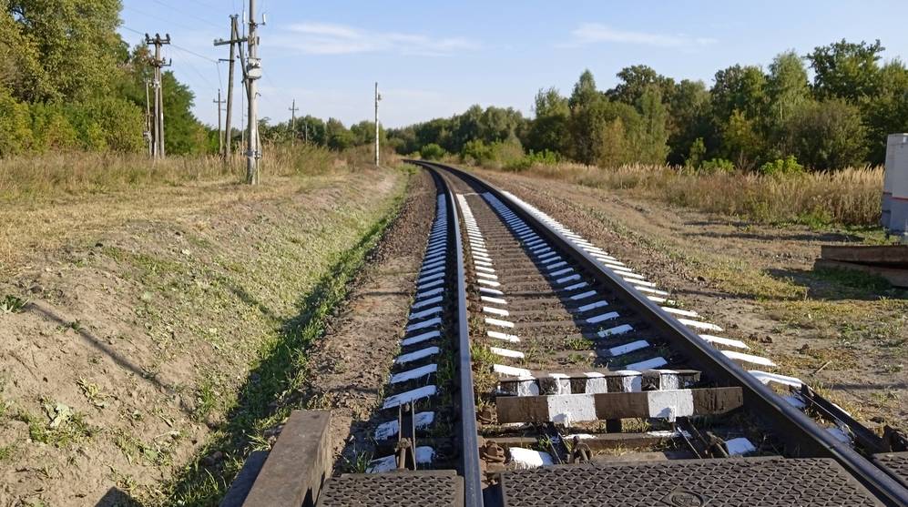 Движение через два переезда на перегоне Сельцо – Ржаница в Брянской области будет ограничено