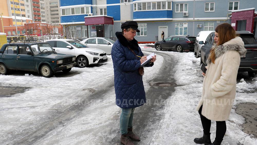 В Брянске назвали не убравшие снег во дворах управляющие компании