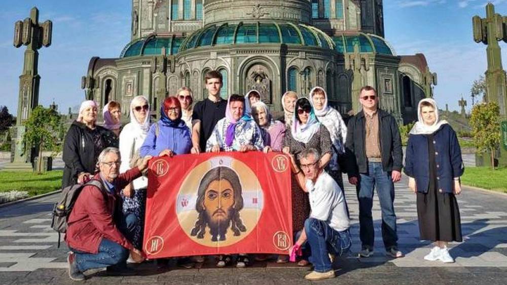 На телеканале Златопольского замазали лик Спаса Нерукотворного и флаг Российской Империи