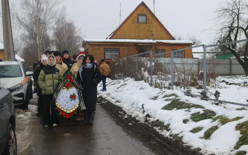 В Брянской области простились с героем спецоперации Дмитрием Чебоненко