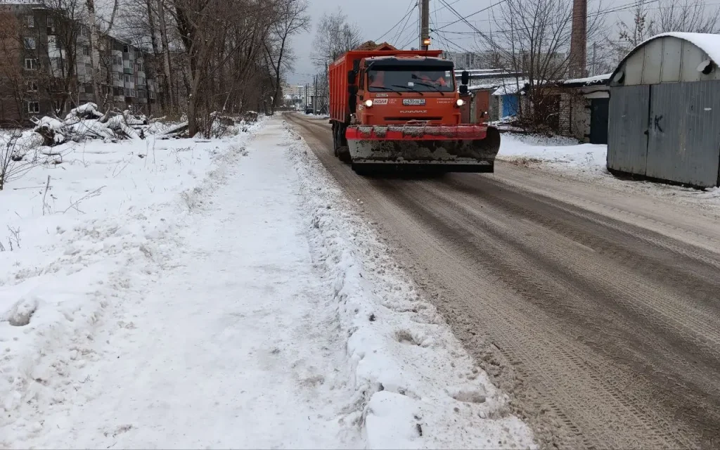 Дорожники Брянска приступили к расчистке частного сектора