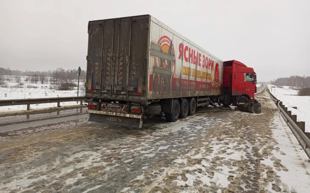 В ГАИ рассказали подробности смертельной аварии на брянской трассе