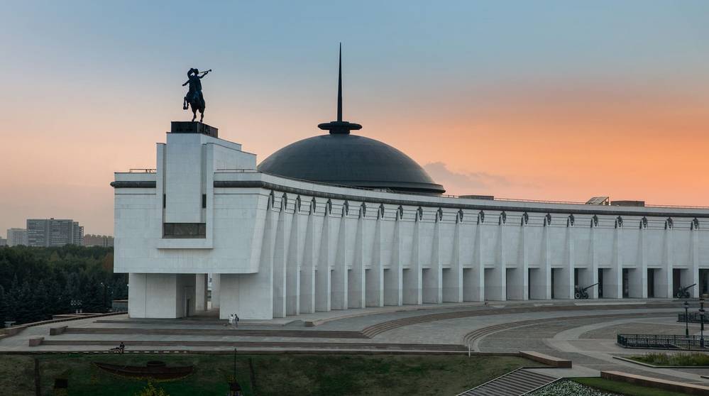 Жителей Брянской области пригласили к участию в конкурсе открыток к 23 Февраля